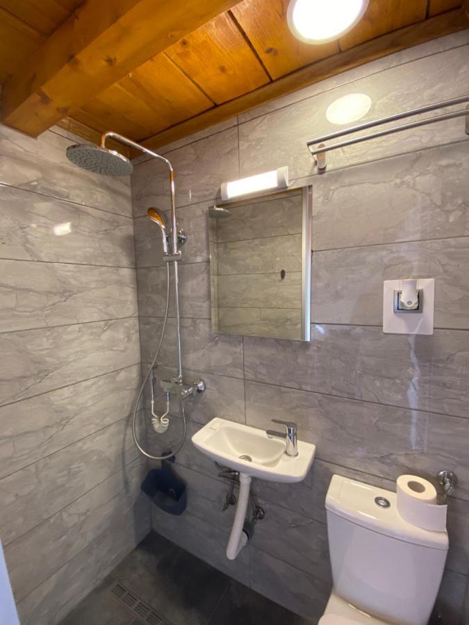 Petrovaradin Chalet Novi Sad Exterior foto