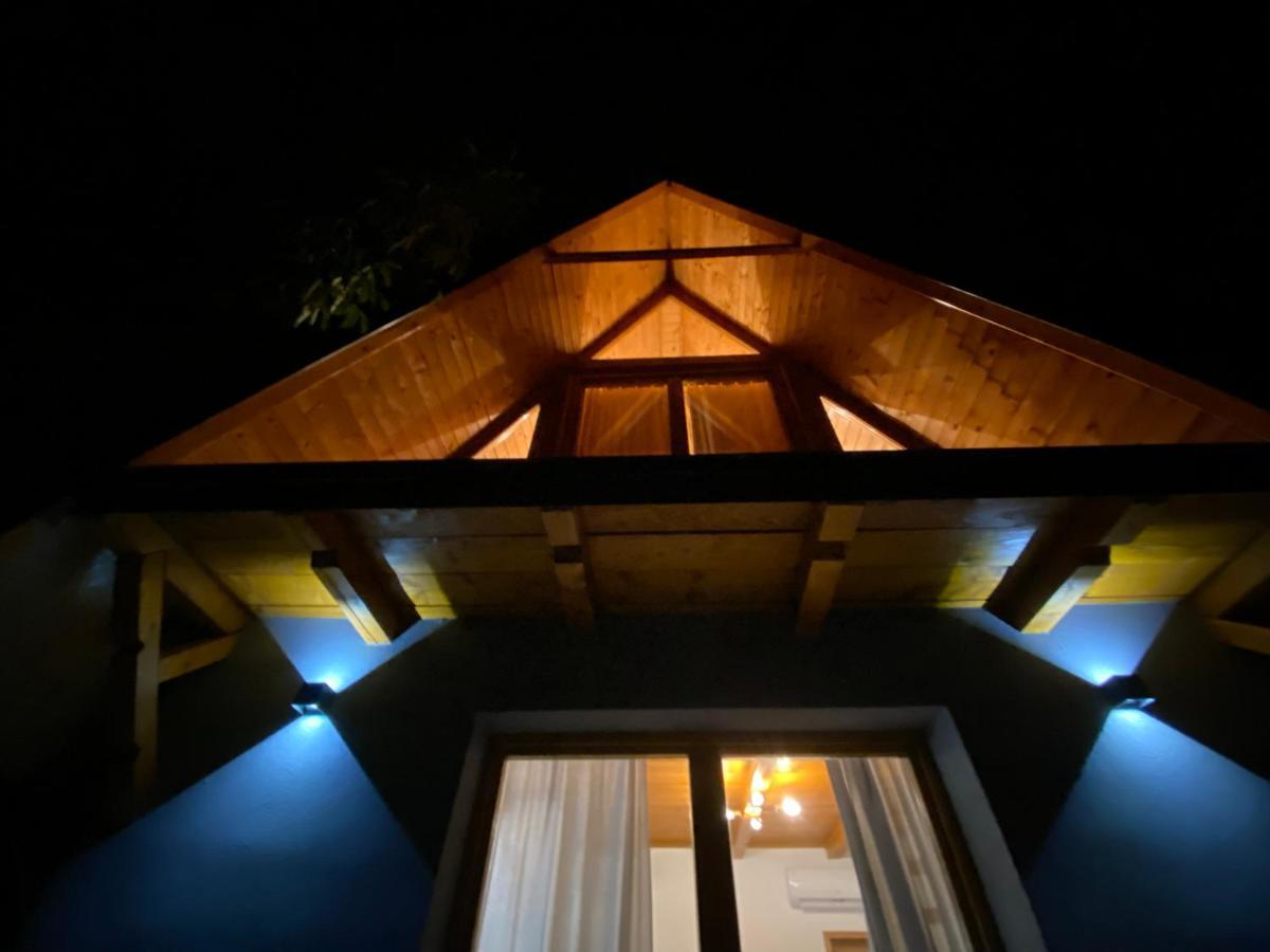 Petrovaradin Chalet Novi Sad Exterior foto